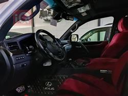 لێکزس LX